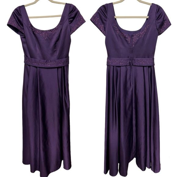 Mori Lee Purple Gown Formal Dress Embroidered Flowers Floral Purple Prom Dress - Picture 1 of 12